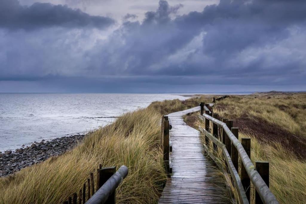 The Barefoot Bungalow In Picturesque Prestatyn Buitenkant foto